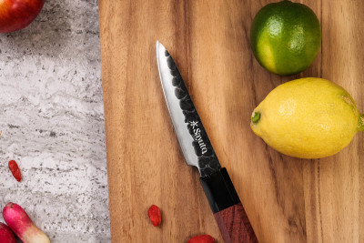 Couteau de cuisine Sayuto Séquoia San Mai Office lame martelée 9cm 2