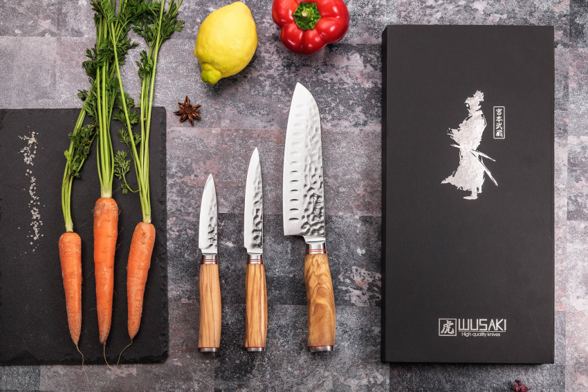 Coffret de couteaux Wusaki Damas Olive 10CR 3 pièces - Santoku + Office + Universel