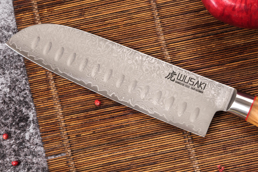 Couteau Wusaki Fujiko 10CR Santoku lame damassée 18cm