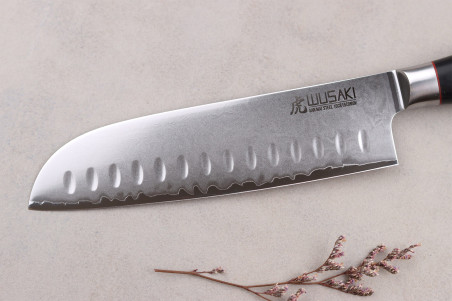 Couteau Wusaki Fujiko Black 10CR - Santoku lame alvéolée San Maï 18cm